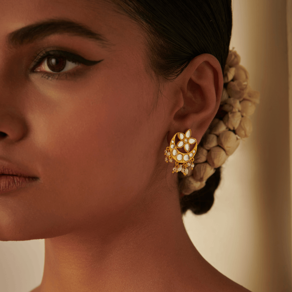 Chand sales earrings online
