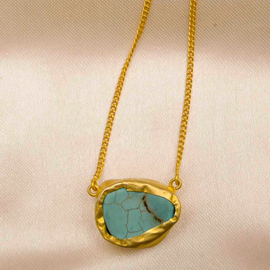 A Touch of Turquoise Stone Gold Necklace