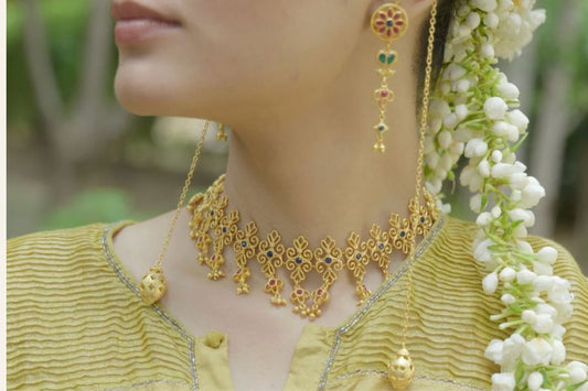 Dejhoor Earrings: Everything You Need to Know About This Bridal Trend