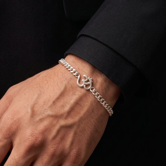 Eternal Om Bracelet in 925 Silver