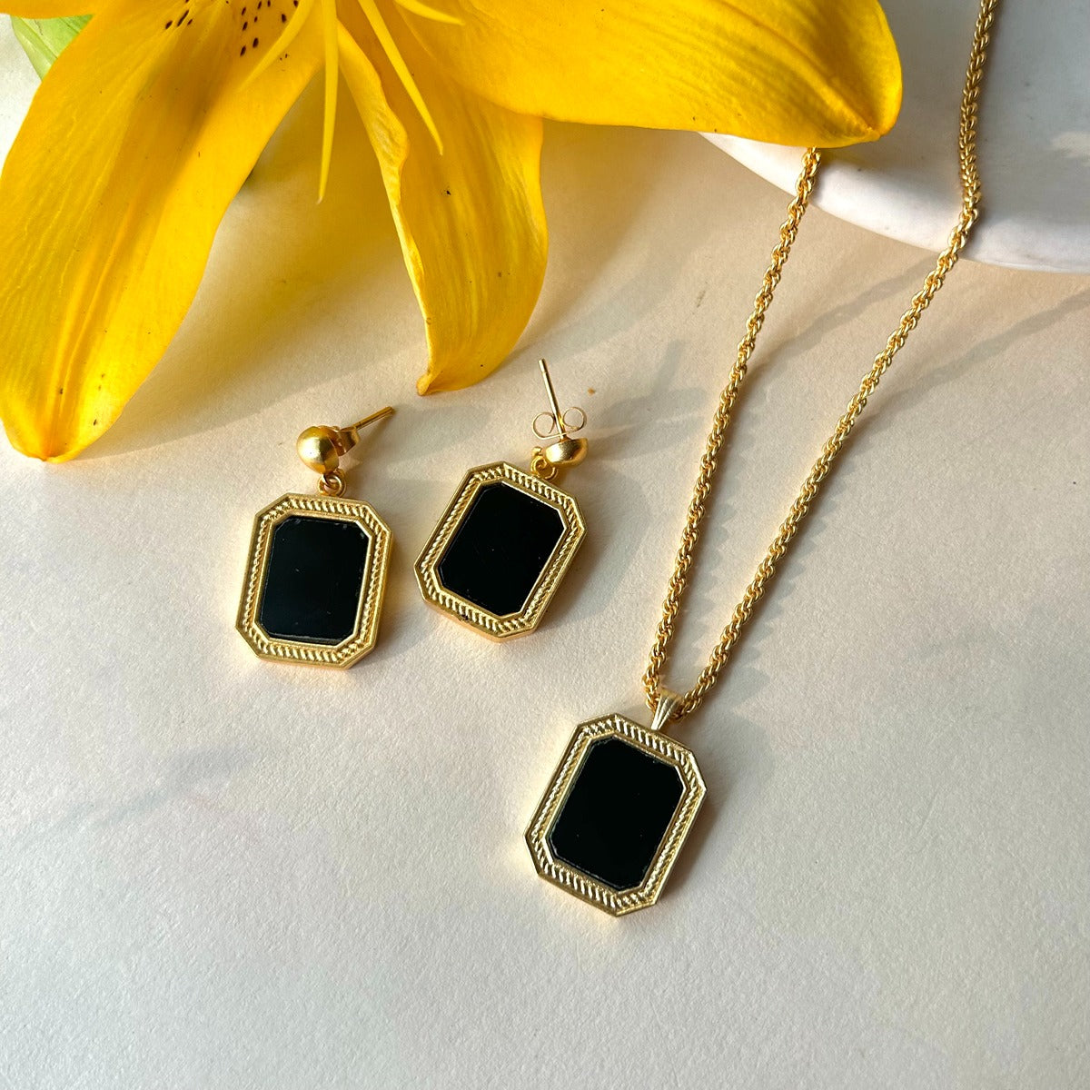 True Essence Pendant Necklace and Stud Earrings Set - Black Onyx