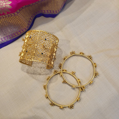 Golden Grace Gift Box