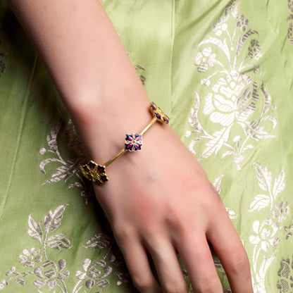 Touch of Petal Bangle