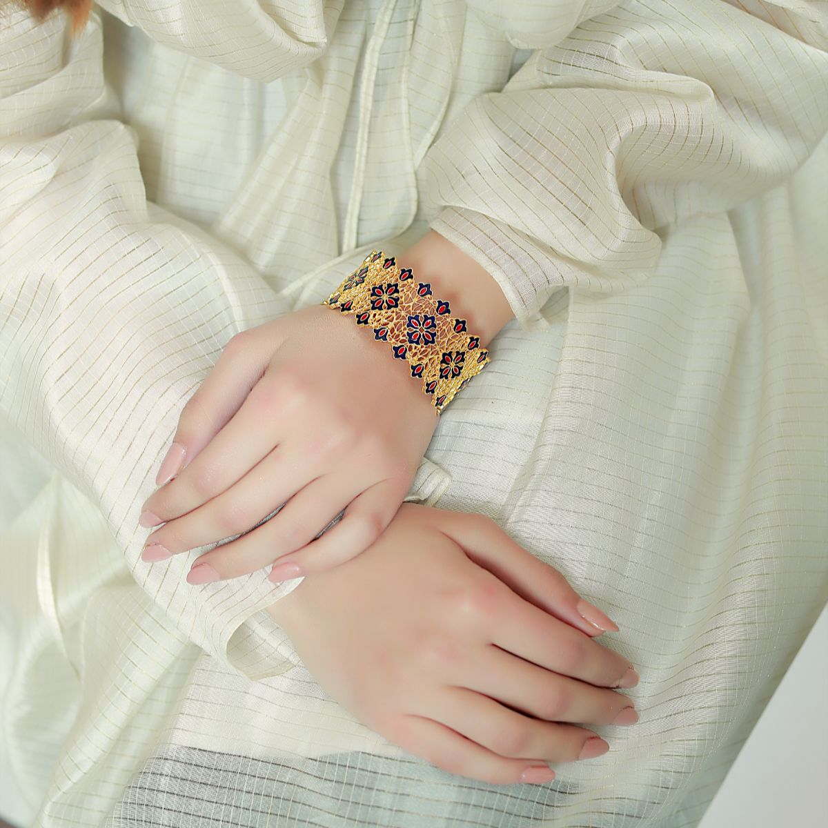 Floral Traces Bangle