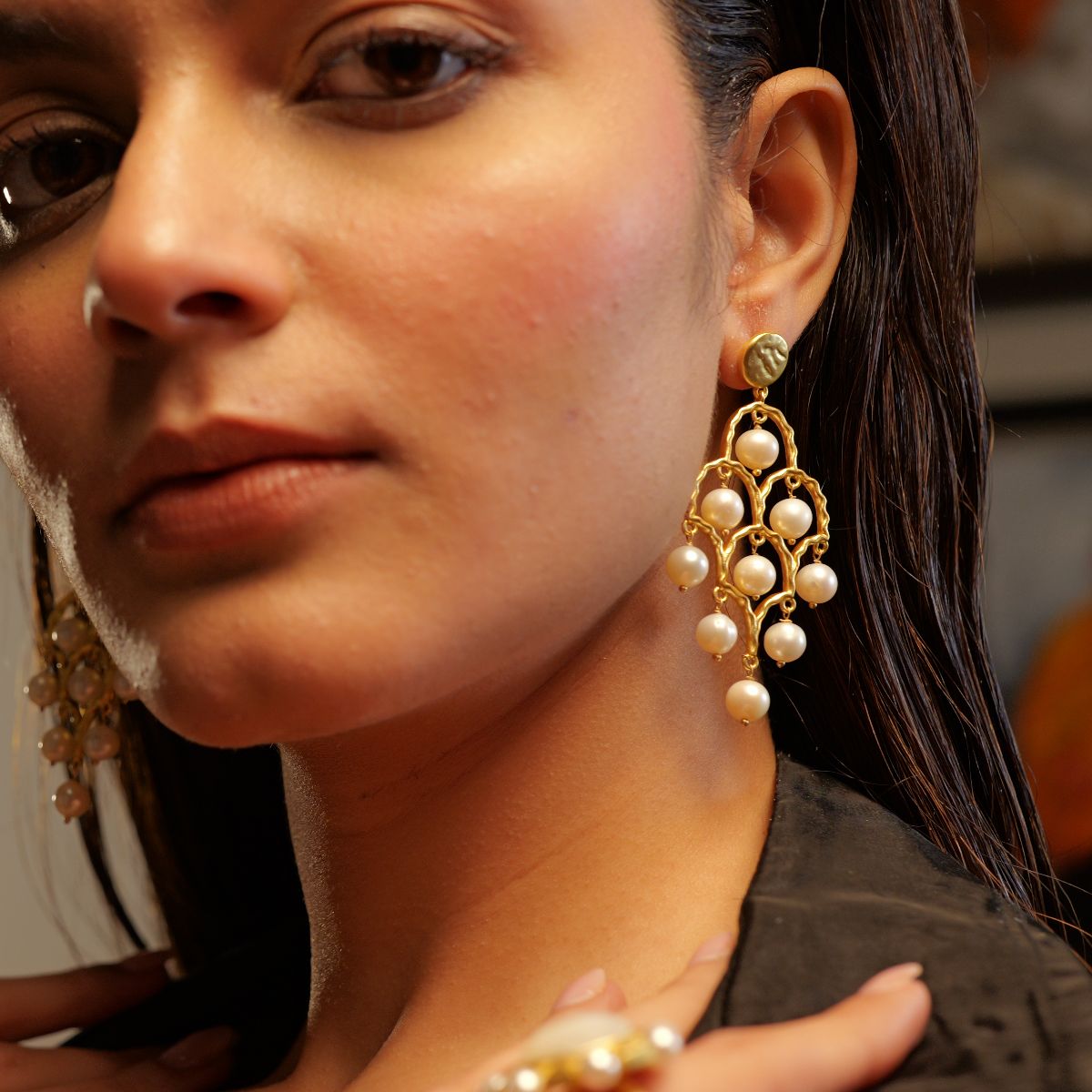 Dancing Queen Pearl Earrings