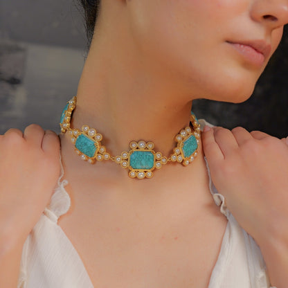 Mismatched in Heaven Earrings & Santorini Chase Necklace Set