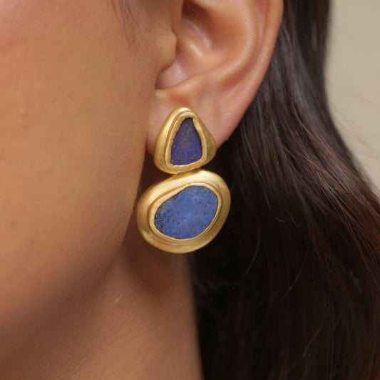 Dreamy Poise Earrings with Lapis Lazuli