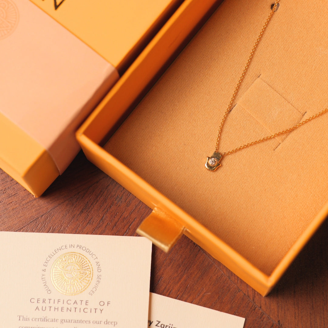 Hamsa Necklace in 14kt Gold
