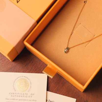 Hamsa Necklace in 14kt Gold