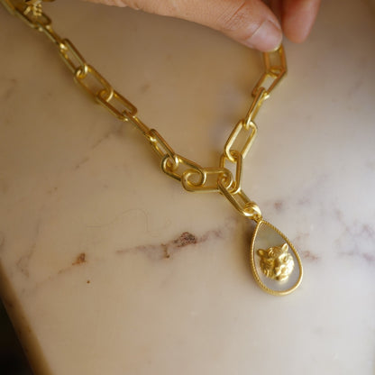 Tigris Charm Tiger Link Necklace with Mother of Pearl