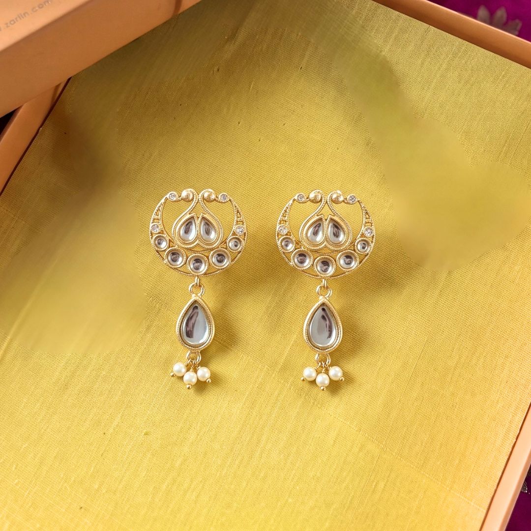 Chaand Roop Stud Earrings with Mirror Polki