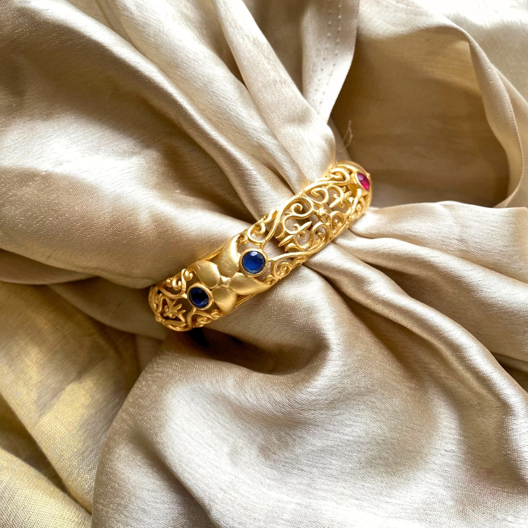 Delicate Grace Kada Bangle