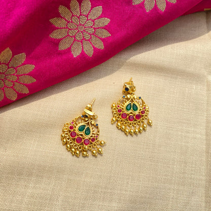 Noor Chaand Earrings