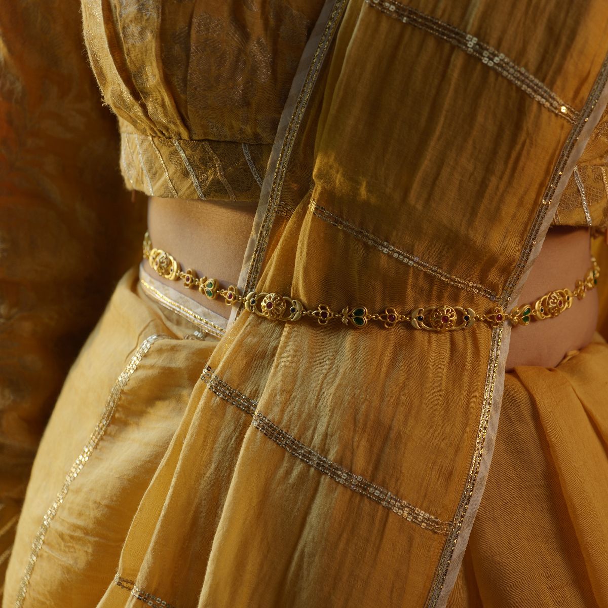 Rajwada Glory Kamarbandh