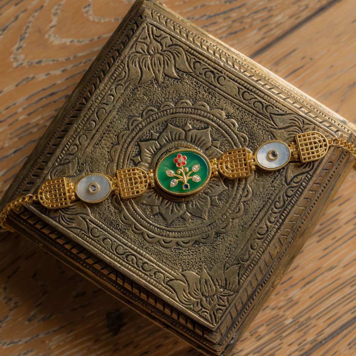 Modern Begum Green Onyx Bracelet