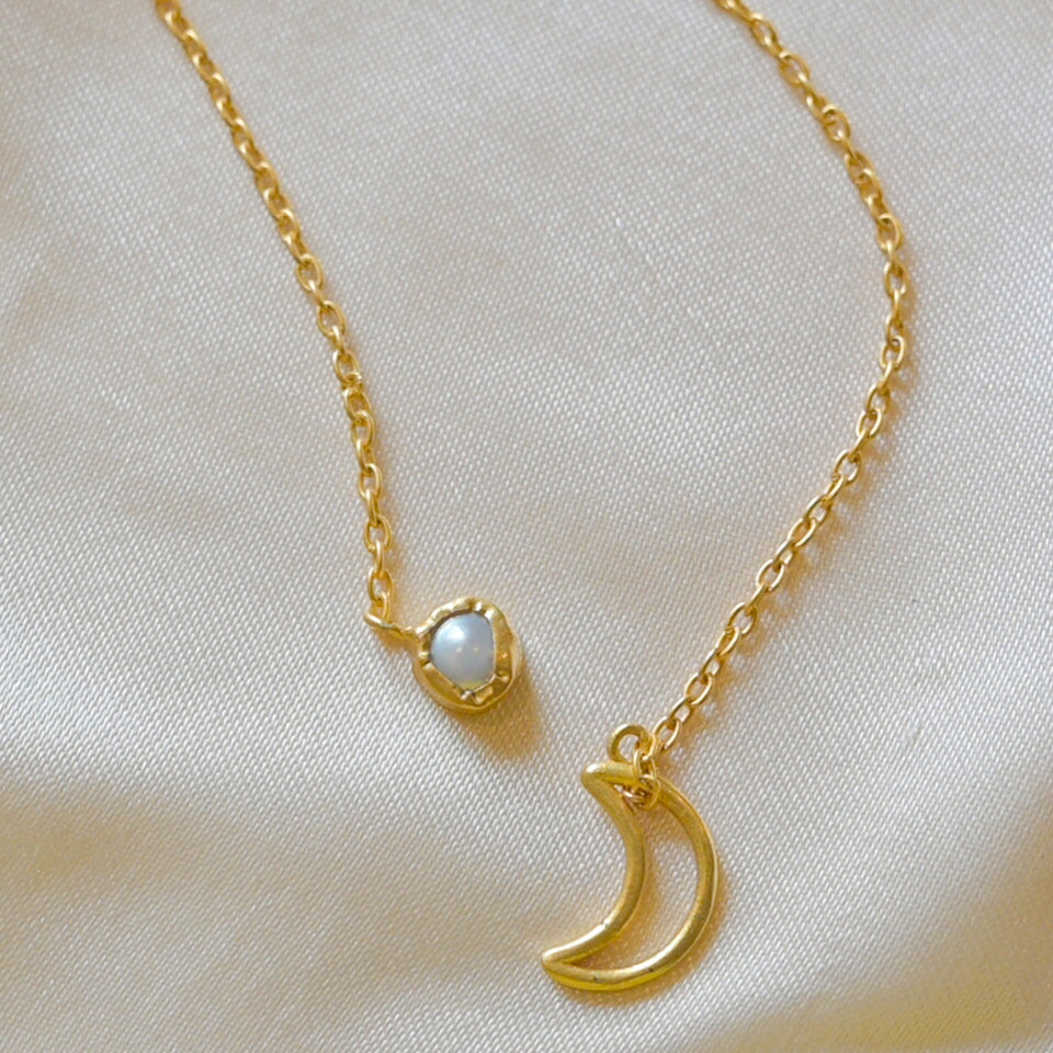 Buy Talking To The Moon Mini Lariat Baroque Pearl Necklace Online
